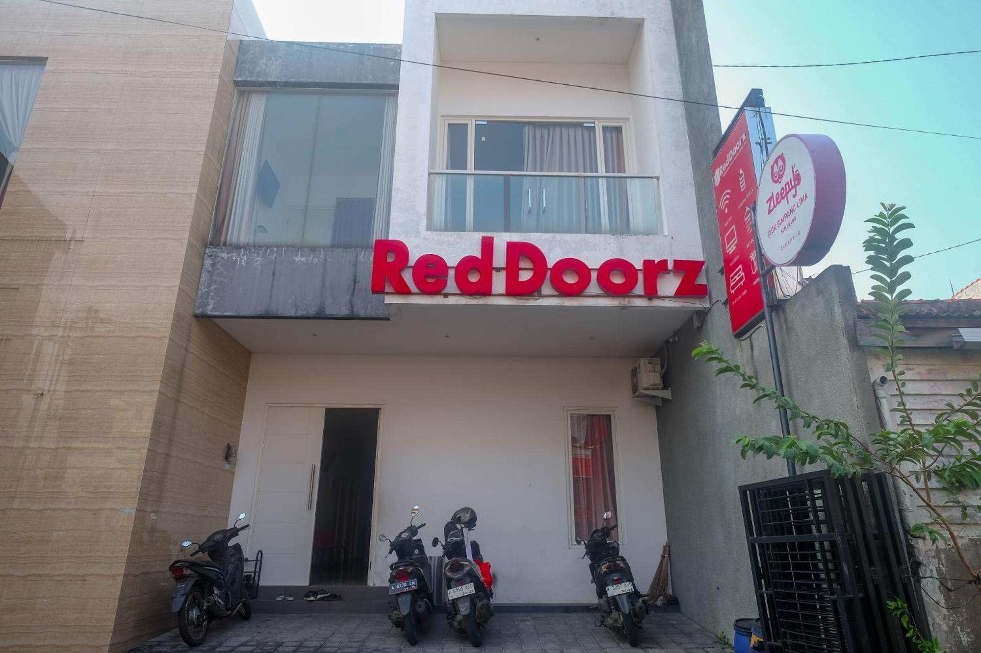 Jomblang Reddoorz Syariah Near Simpang Lima Semarang酒店 外观 照片