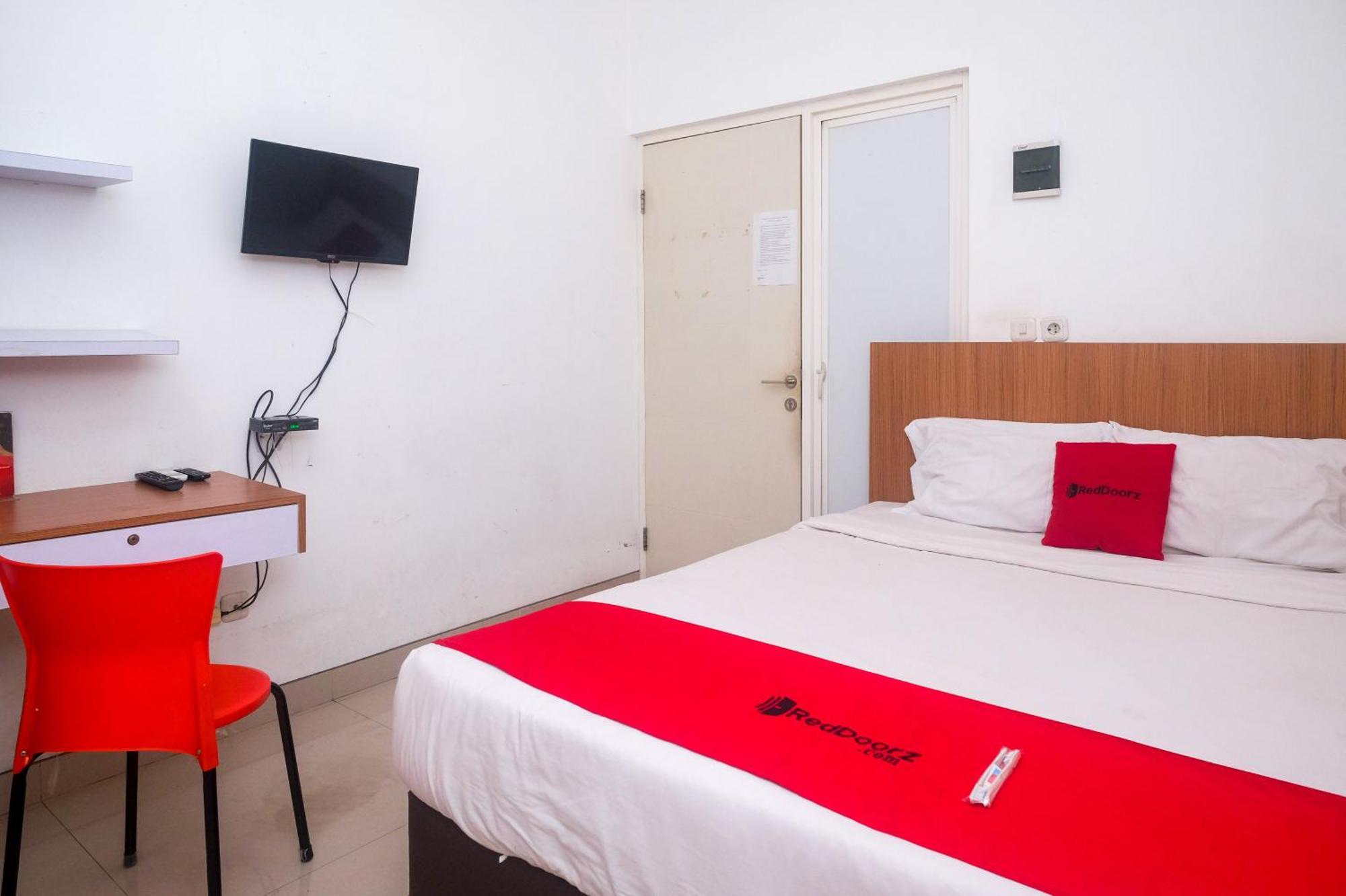Jomblang Reddoorz Syariah Near Simpang Lima Semarang酒店 外观 照片